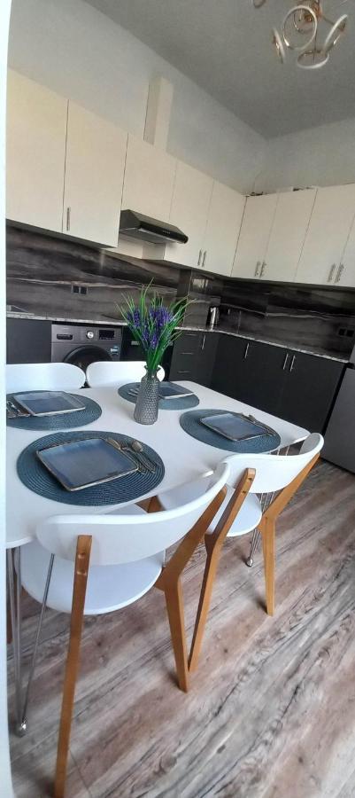 Zovuni Grey Houseアパートホテル エクステリア 写真